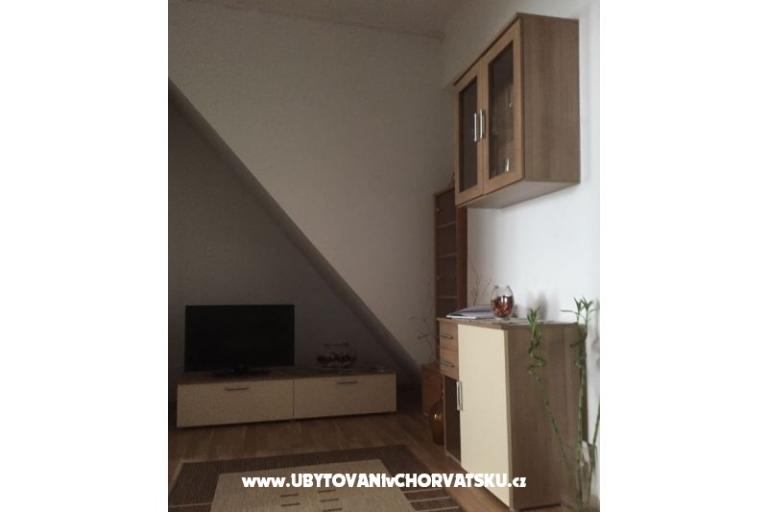 Apartmaji Stone Hiša – foto 10