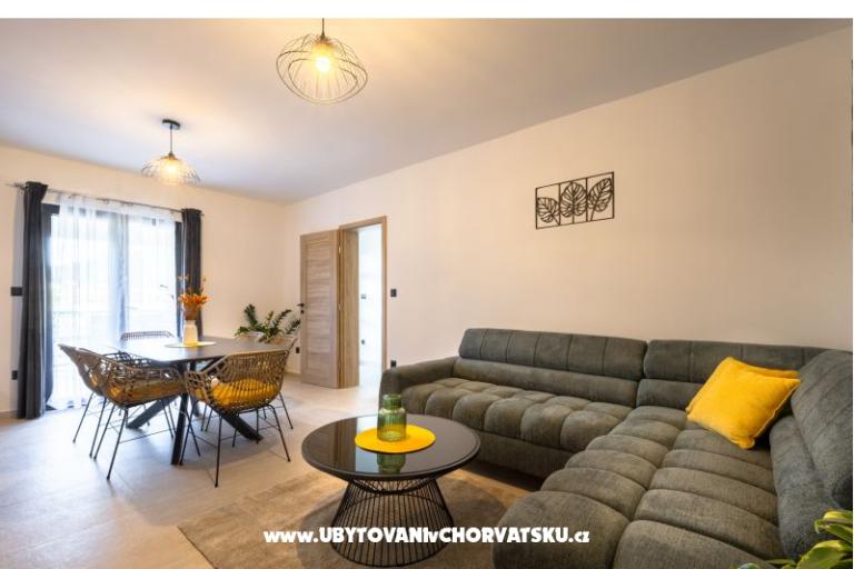 Hiša s pogledom na more Antivo – foto 11