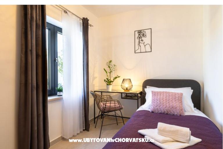 Hiša s pogledom na more Antivo – foto 14