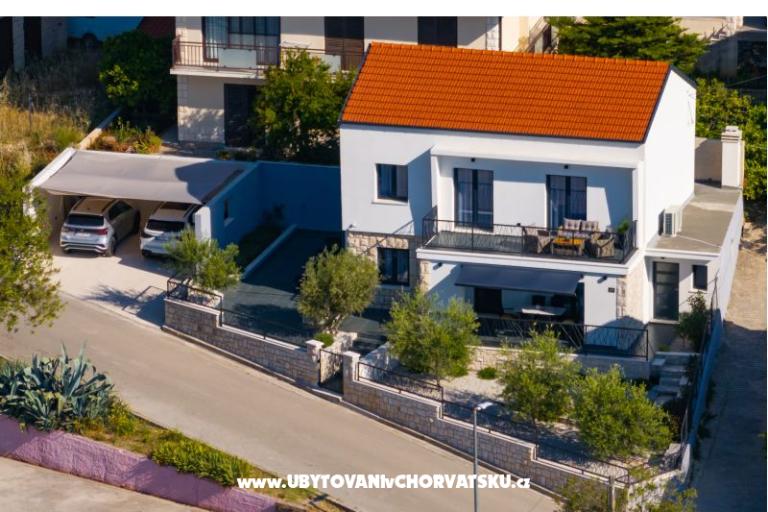 Hiša s pogledom na more Antivo – foto 2