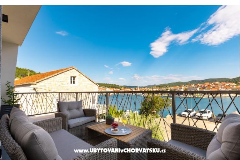Hiša s pogledom na more Antivo – foto 34