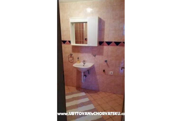 Apartmaji Anamaria – foto 7