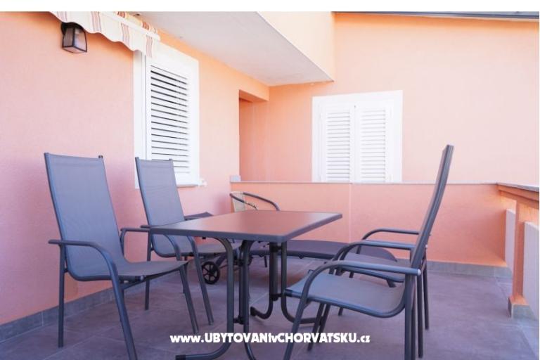 Apartmaji Anna – foto 5