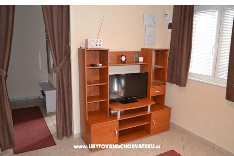 Apartmaji Čvangić – foto 6