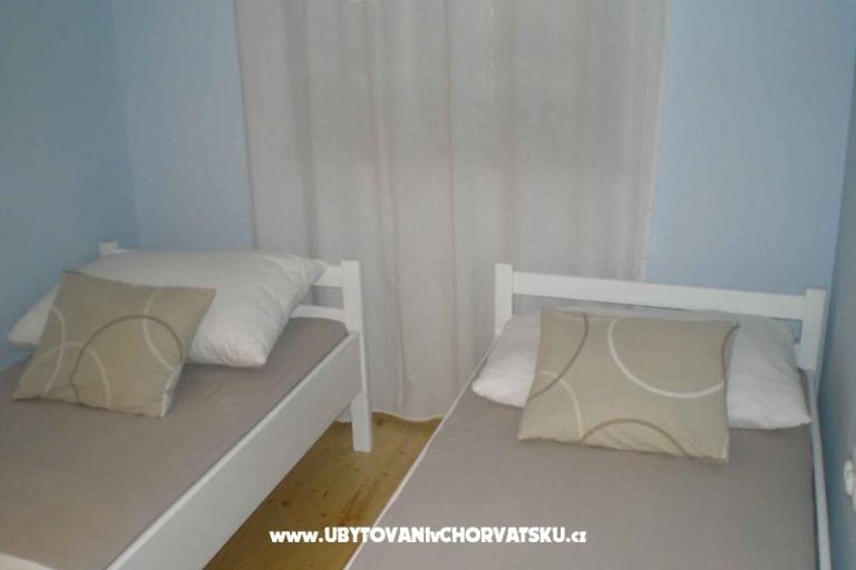 Apartmaji Dora – foto 11