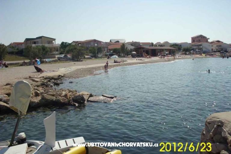 Apartmaji Dora – foto 12