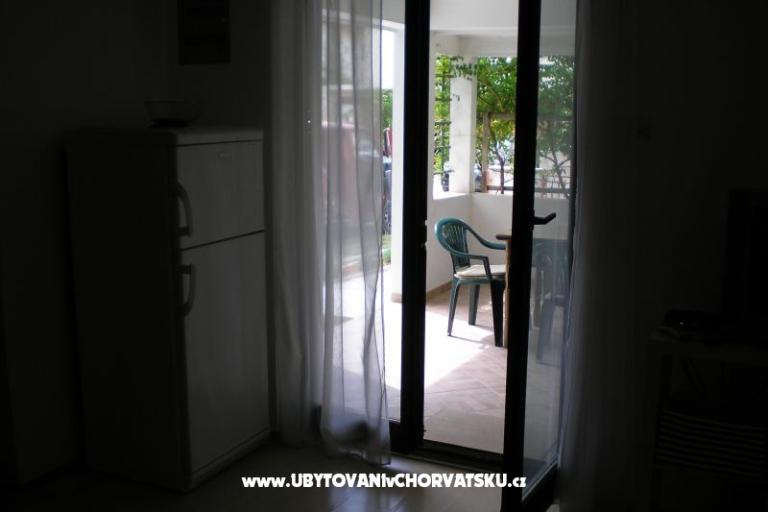Apartmaji Dora – foto 6
