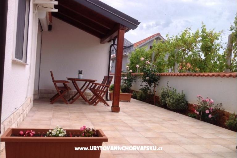 Apartmaji Nono Ive – foto 8