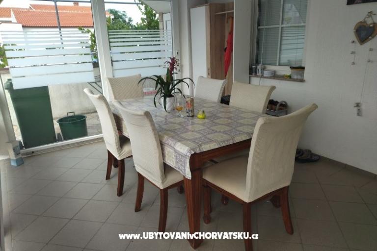 Apartmaji Oto Ivanka – foto 16