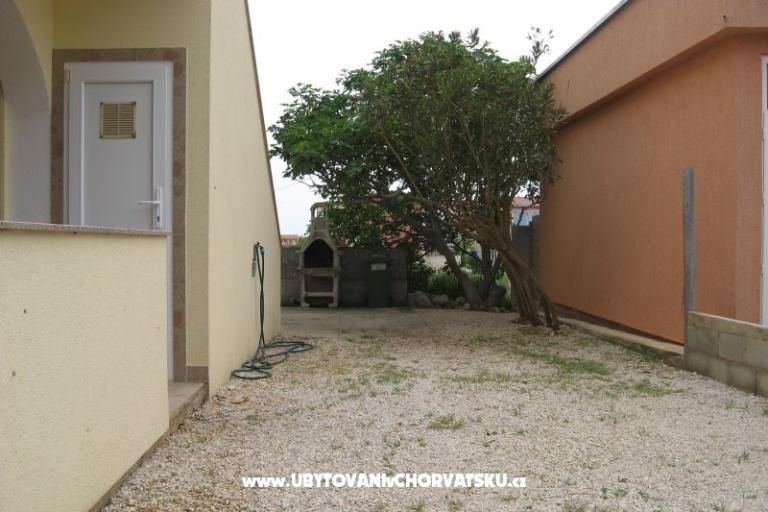 Apartmaji otok Vir – foto 6