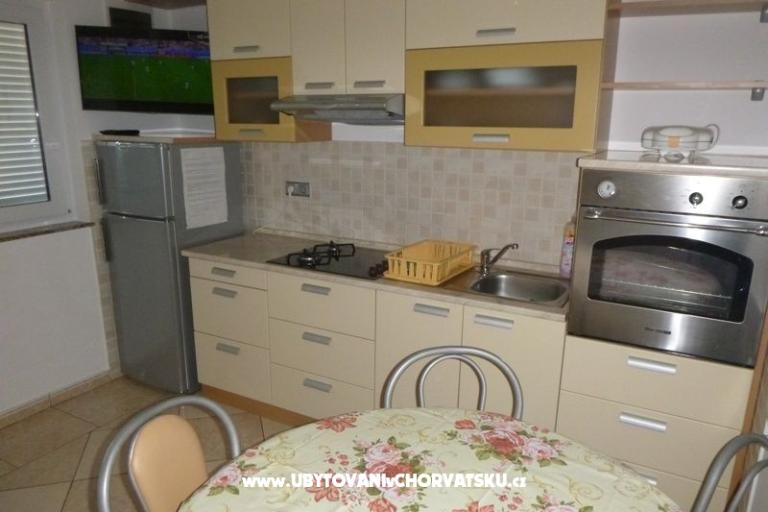 Apartmaji Vlašić otok Vir – foto 11