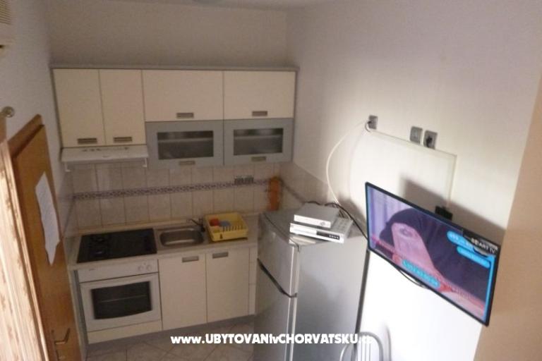Apartmaji Vlašić otok Vir – foto 14