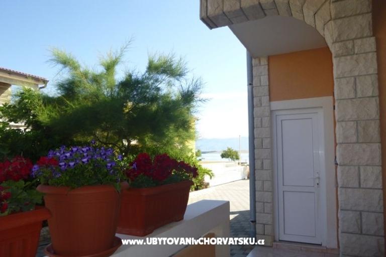 Apartmaji Vlašić otok Vir – foto 15