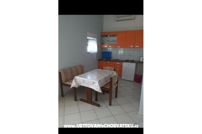 Apartmaji Lora – foto 4