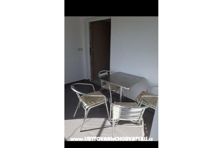 Apartmaji Lora – foto 6
