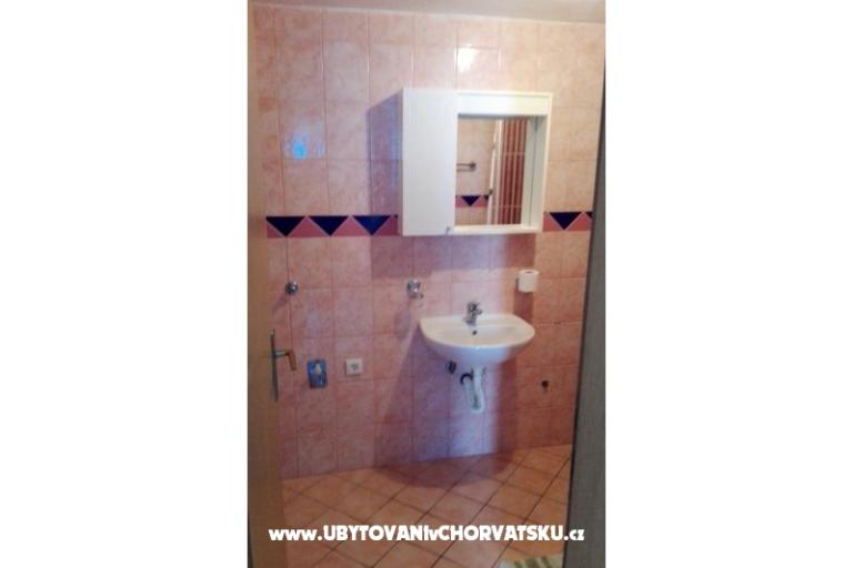 Apartmaji Anamaria – foto 5
