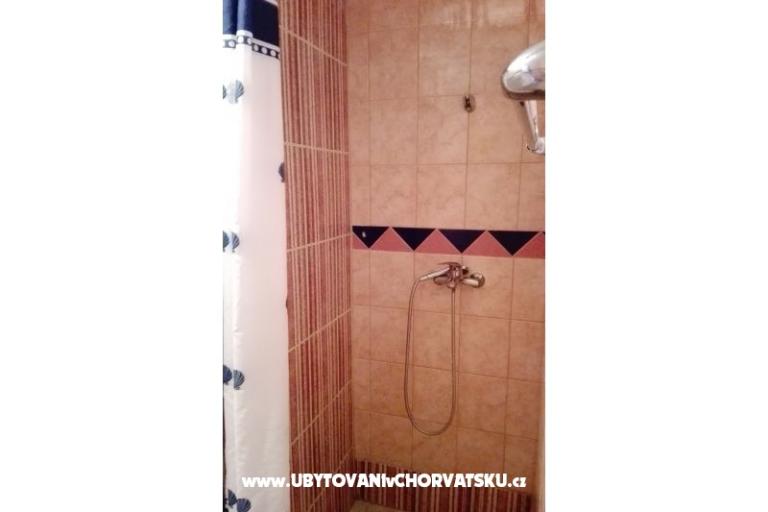 Apartmaji Anamaria – foto 6
