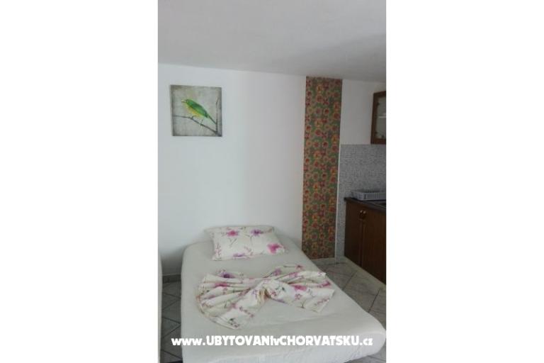 Apartmaji Anamaria – foto 9