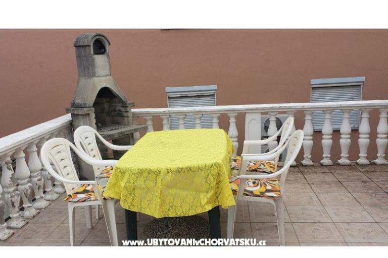 Apartmaji Emily – foto 2