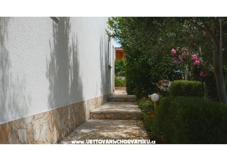 Apartmaji Podlesek – foto 3