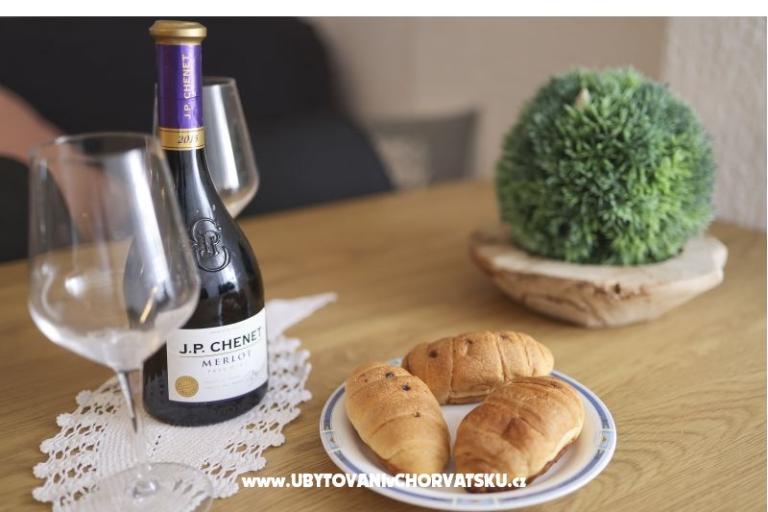 Apartmaji Porta Via  – foto 18