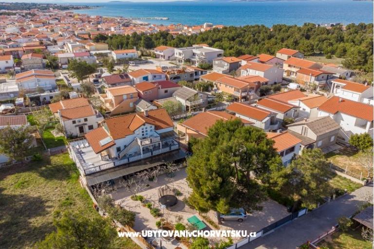 Apartmaji Villa Agape Vir – foto 11