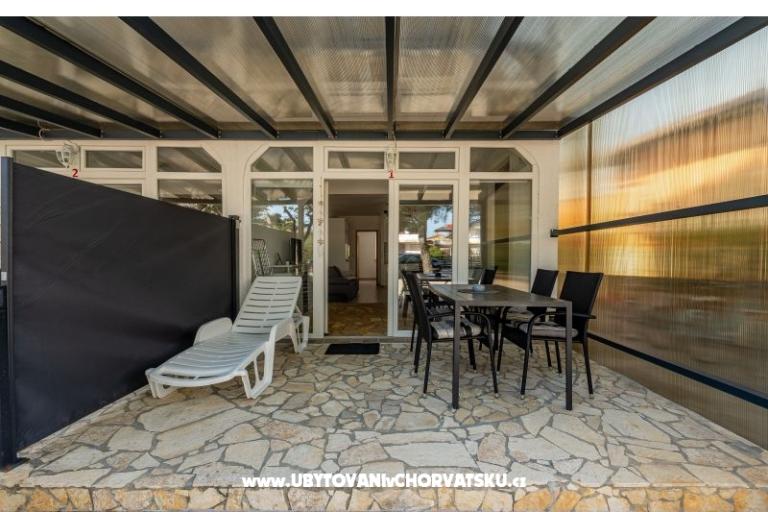 Apartmaji Villa Agape Vir – foto 14
