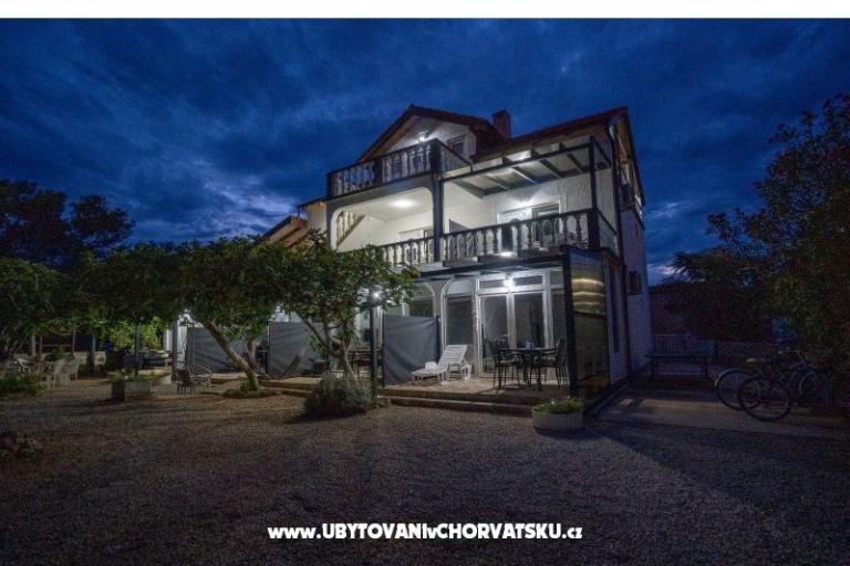 Apartmaji Villa Agape Vir – foto 2