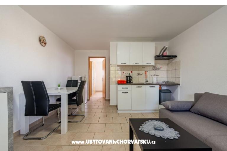 Apartmaji Villa Agape Vir – foto 21