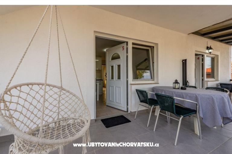 Apartmaji Villa Agape Vir – foto 34
