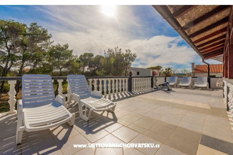 Apartmaji Villa Agape Vir – foto 6