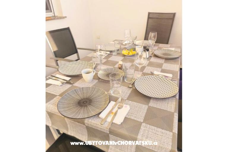 Apartmaji Dragicevic – foto 23