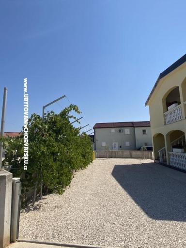 APARTMANI HELENA OASIS VIR – foto 12