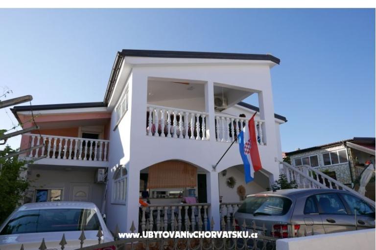 Apartmaji Karolina – foto 4