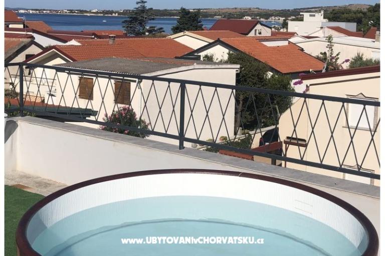 JACUZZI Family Apartma – foto 3