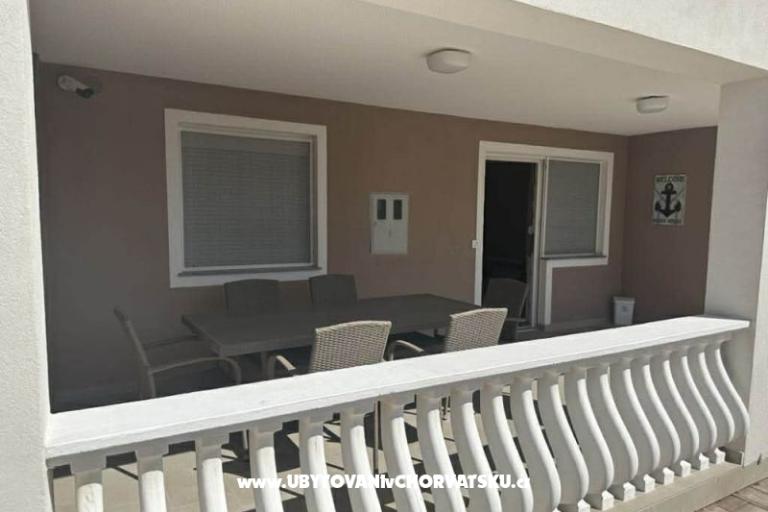 Seaside Dream Apartmaji Vir – foto 4