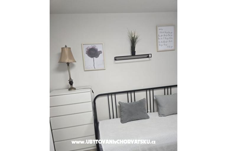 Sunset Paradise Apartmaji Vir – foto 13