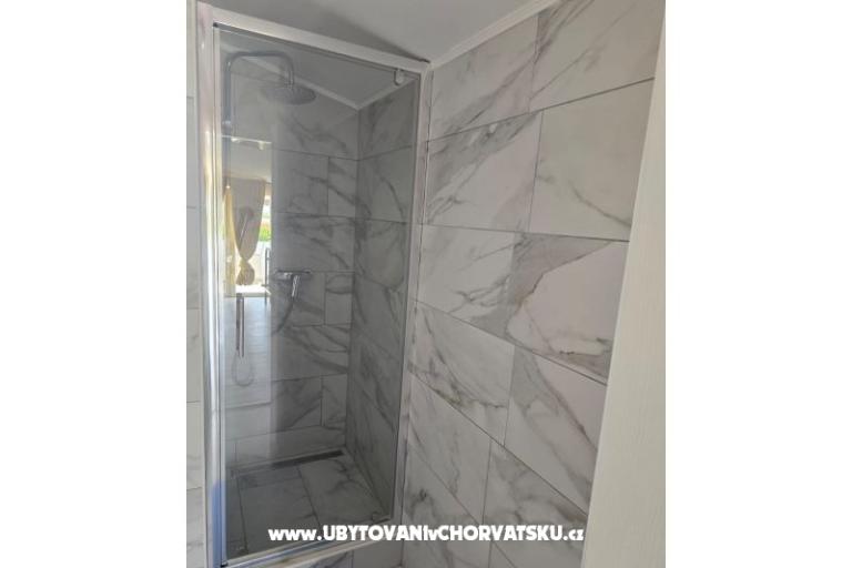 Sunset Paradise Apartmaji Vir – foto 41