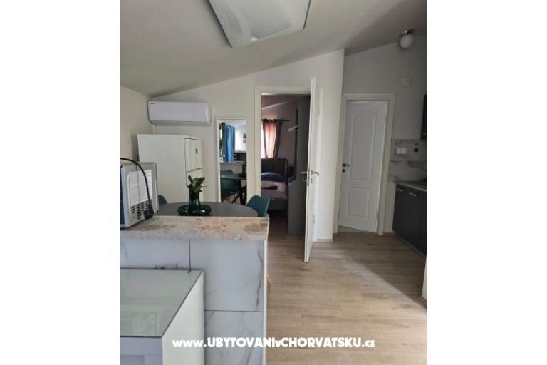 Sunset Paradise Apartmaji Vir – foto 45