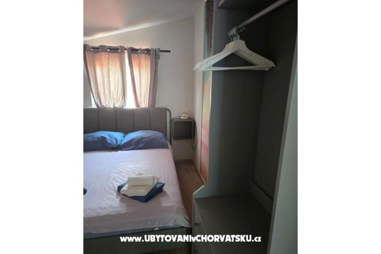 Sunset Paradise Apartmaji Vir – foto 48