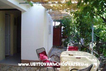 Apartmaji Tina – foto 8
