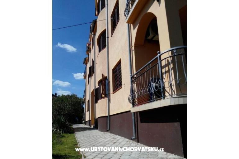 Apartmaji Tribunj-Biserka – foto 12