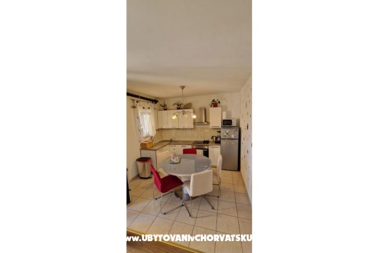 Apartma Anthos – foto 3