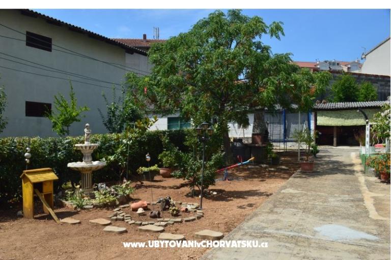 Apartma Garden – foto 2