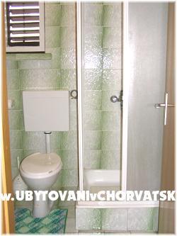 Apartmaji Alaga – foto 7