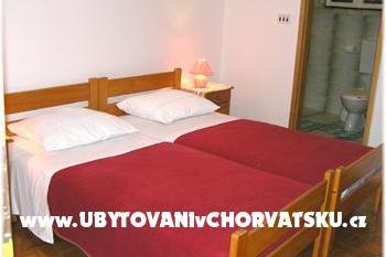 Apartmaji Alaga – foto 8