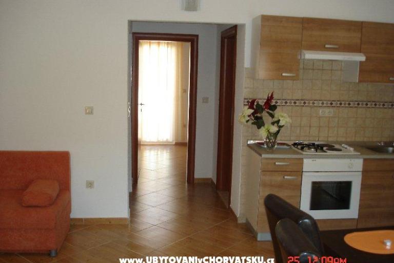 Apartmaji Cecily – foto 8