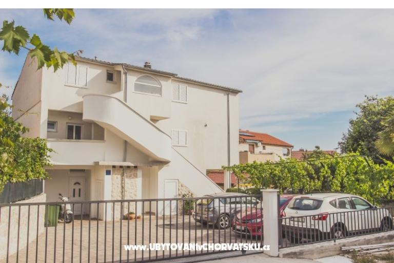 Apartmaji Ines – foto 2