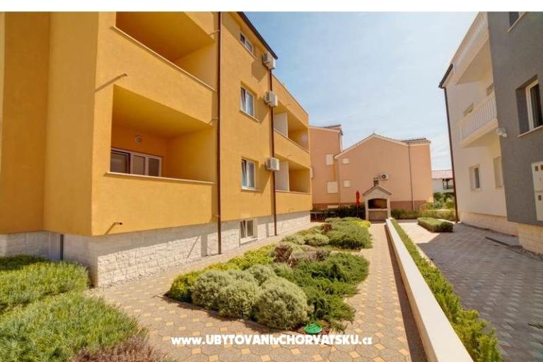 Apartmaji Iris – foto 2