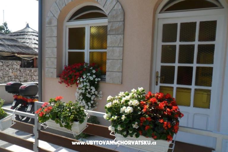 Apartmaji Kraljević – foto 10